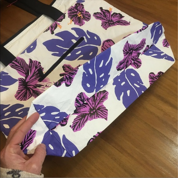 Aloha Collection Day Tripper - Picture 6 of 6